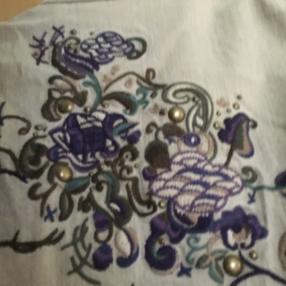 Beautifully embroidered vest, 1X. Beige - Picture 3 of 4